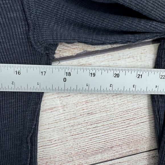 We the Free People Embroidered Henley Thermal Shirt Womens Small Blue Red Green - Picture 11 of 12